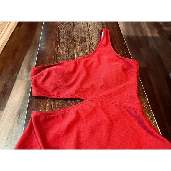 CUPSHE Women's One Piece Swimsuit One Shoulder Cut Out Ribbed Swimwear - Picture 4 of 5